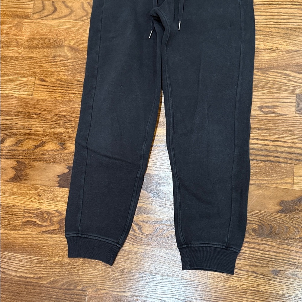 Lululemon Women’s Black Jogger Sweatpants - Picture 3 of 6